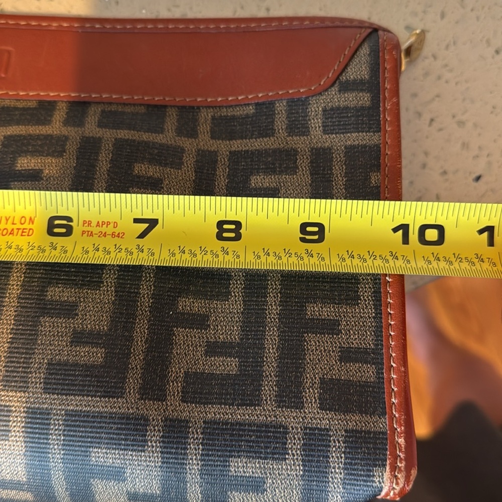 Vintage Fendi Zucca leather and canvas Monogram Brown and Black makeup case - Picture 9 of 9